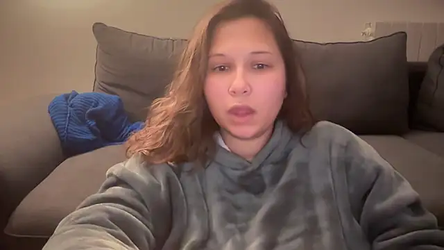 minette-sexy online show from November 18, 2025, 6:55 pm