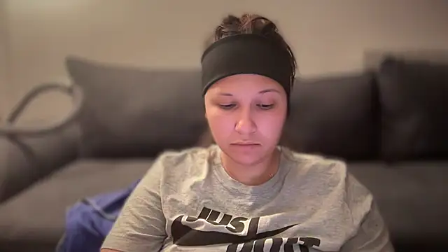 minette-sexy online show from October 5, 2025, 7:59 pm