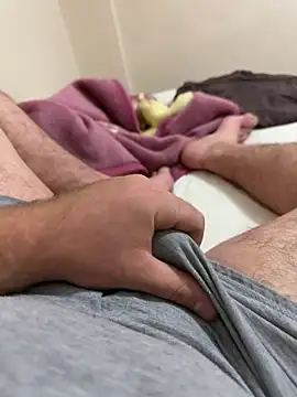 ObirMuhte online show from December 2, 2025, 3:03 pm