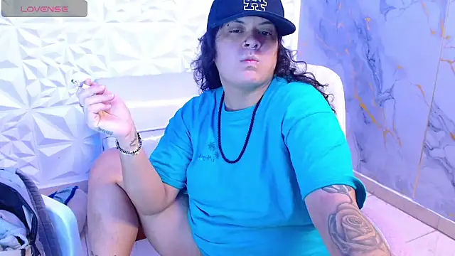 snowflake xxx online show from April 6, 2026, 4:08 am