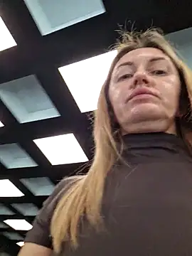 Miss    Mia  online show from February 23, 2026, 11:22 am