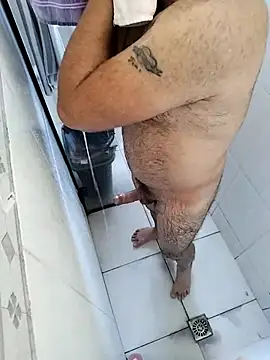 flavio81augusto online show from February 12, 2025, 10:24 am