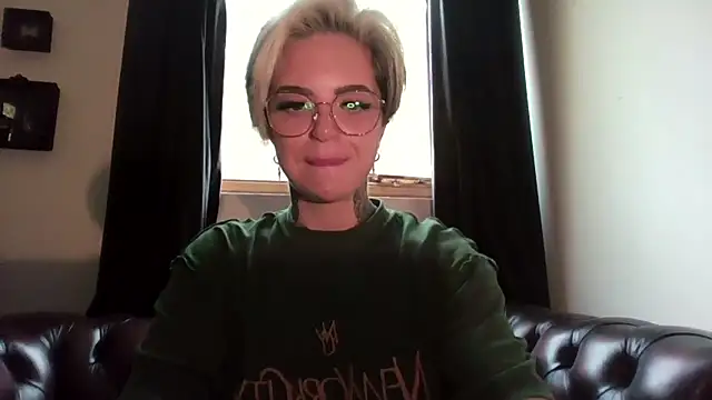 Rubyrichhxo online show from October 19, 2025, 9:12 am