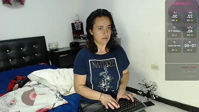 Snapshot of MagicStephany_ chatting on December 16, 2024, 2:49 pm MagicStephany online show from December 16, 2024, 2:49 pm