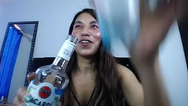 sweet skylove  online show from March 11, 2026, 7:41 pm