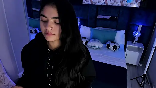 Snapshot of GiselOrtiz chatting on July 14, 2026, 11:27 am GiselOrtiz online show from July 14, 2026, 11:27 am