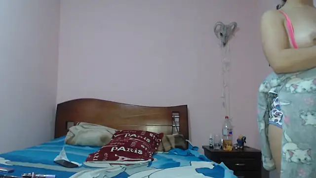 KittyCore666 online show from February 12, 2025, 1:52 am