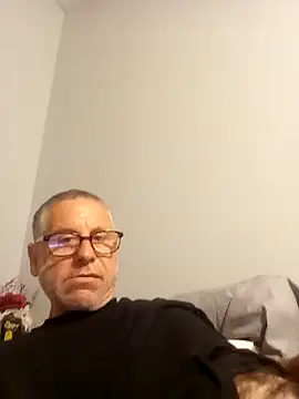 Snapshot of Pcsammy73 chatting on March 6, 2026, 5:08 pm Pcsammy73 online show from March 6, 2026, 5:08 pm