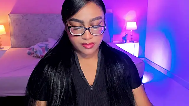 BlakmillerrGilson online show from October 13, 2025, 6:42 pm