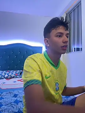 Leonarrrd 01 online show from March 5, 2025, 3:51 am