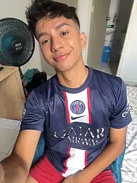 Leonarrrd 01 online show from February 23, 2025, 7:07 pm