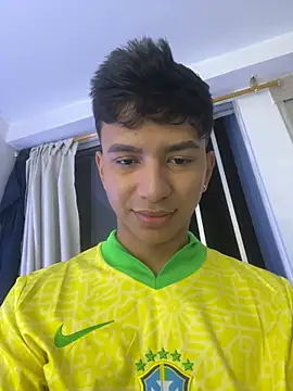 Leonarrrd 01 online show from February 27, 2025, 2:46 am