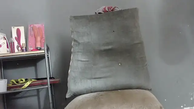 Amazing12inch online show from October 4, 2025, 9:55 am