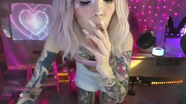 Kerry Kirk online show from February 11, 2026, 9:58 pm