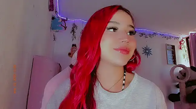 madisonx17 online show from January 22, 2025, 8:28 pm