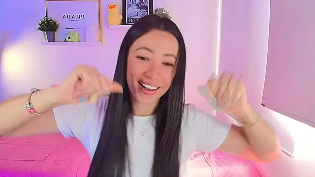 lilyy evanss online show from October 1, 2025, 9:07 pm