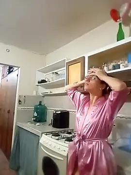 Luna-e-Franco1 online show from March 12, 2025, 12:20 am