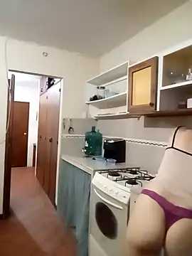 Luna-e-Franco1 online show from February 28, 2025, 12:10 am