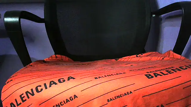 Snapshot of nine9inchdonn chatting on March 2, 2025, 3:34 am nine9inchdonn online show from March 2, 2025, 3:34 am