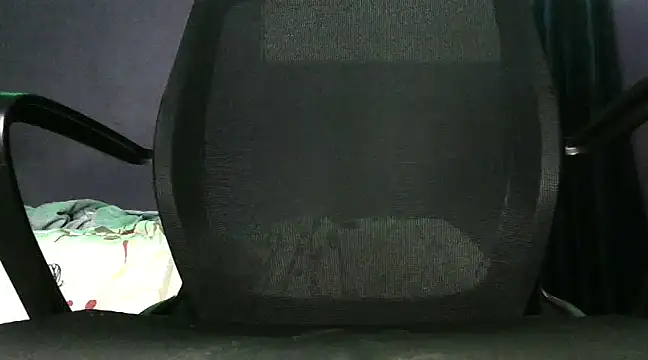 Snapshot of nine9inchdonn chatting on February 6, 2025, 1:27 am nine9inchdonn online show from February 6, 2025, 1:27 am