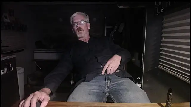 Di9ital069 online show from October 21, 2025, 7:41 am