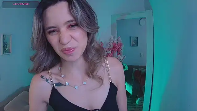 Snapshot of Lucy_Princes chatting on September 20, 2025, 1:54 am Lucy Princes online show from September 20, 2025, 1:54 am