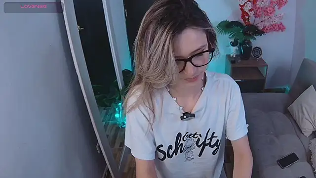 Snapshot of Lucy_Princes chatting on September 30, 2025, 6:30 am Lucy Princes online show from September 30, 2025, 6:30 am