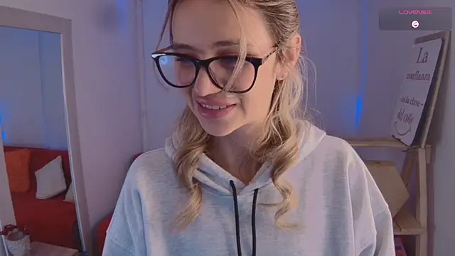 Snapshot of Lucy_Princes chatting on January 27, 2025, 6:09 am Lucy Princes online show from January 27, 2025, 6:09 am