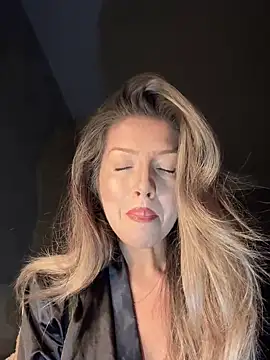 SonyaD  online show from March 18, 2025, 3:23 am