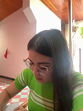 CamilaSofiia online show from February 27, 2026, 9:25 pm