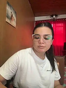 CamilaSofiia online show from April 9, 2026, 10:16 pm