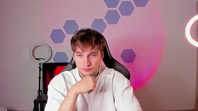 Chris Tyson online show from October 18, 2025, 10:34 pm