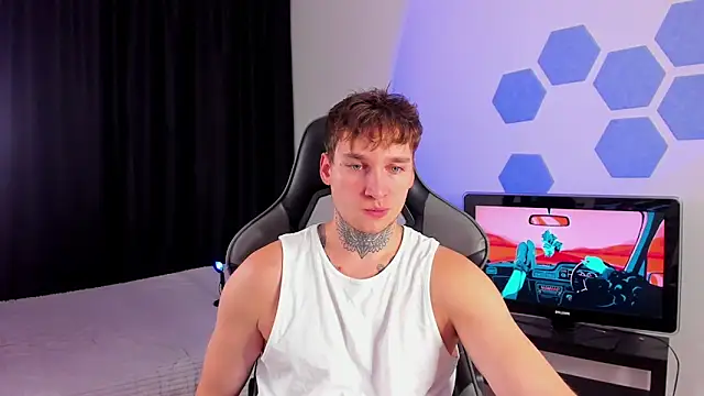 Chris Tyson online show from September 14, 2025, 10:32 pm