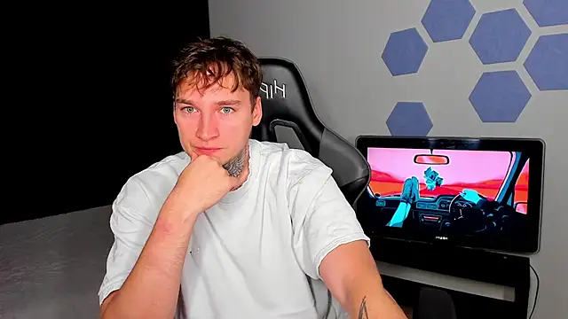 Chris Tyson online show from September 19, 2025, 1:09 am