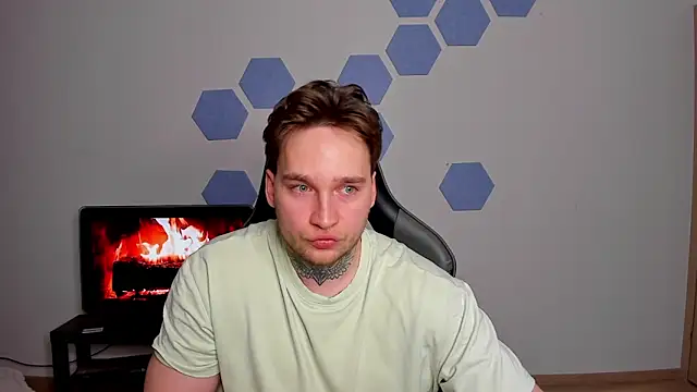 Chris Tyson online show from April 25, 2026, 10:40 pm