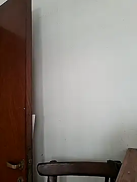 LYZBORNHD online show from January 14, 2025, 1:17 pm