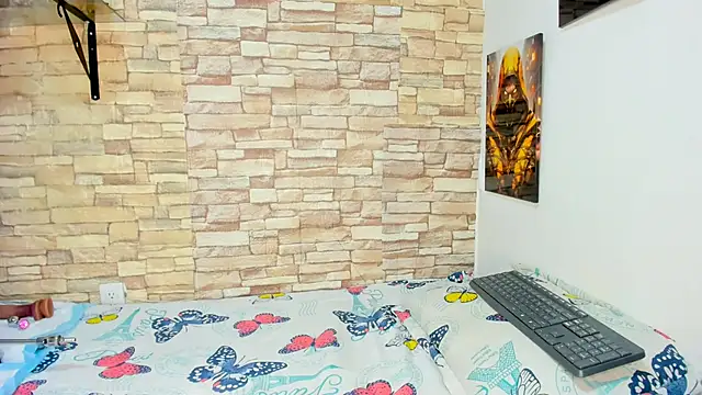 kaiagerbes3 online show from November 1, 2025, 12:17 am