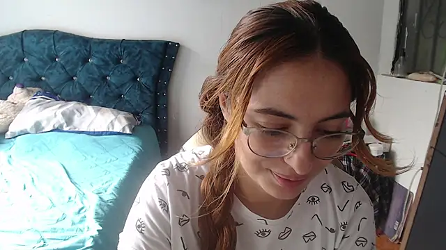 Kate lorens9 online show from July 22, 2026, 1:57 pm