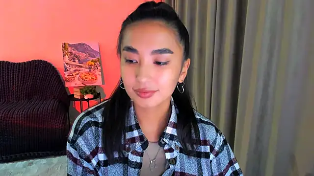 worldofkim online show from February 28, 2025, 8:18 pm