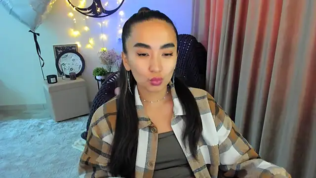 Snapshot of worldofkim chatting on April 20, 2026, 7:55 am worldofkim online show from April 20, 2026, 7:55 am