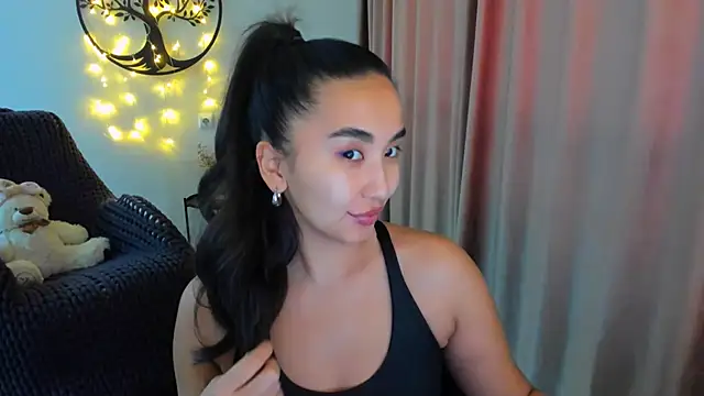 worldofkim online show from February 13, 2026, 11:43 am