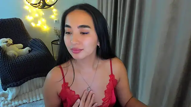 worldofkim online show from December 22, 2025, 1:33 pm