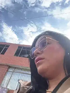 Miah gomez  online show from March 22, 2025, 8:37 pm