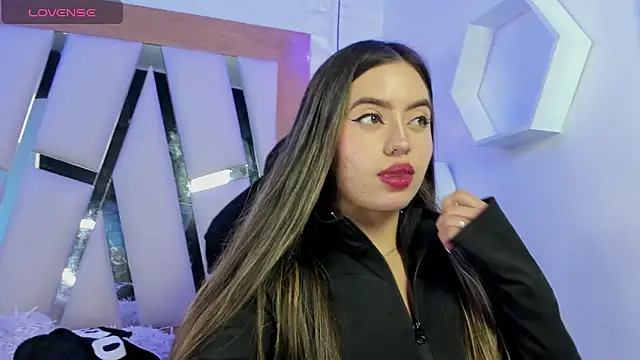 ary cooper  online show from October 10, 2025, 12:39 pm