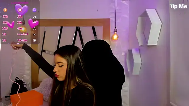 ary cooper  online show from September 29, 2025, 1:28 pm