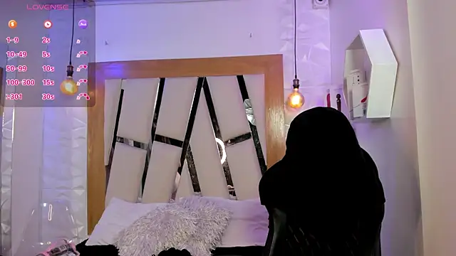 ary cooper  online show from September 18, 2025, 12:41 pm