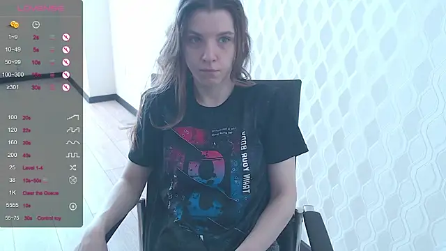 LisaHeart online show from March 8, 2025, 8:55 am