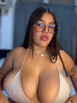 Michellesexxy online show from January 25, 2025, 11:00 pm