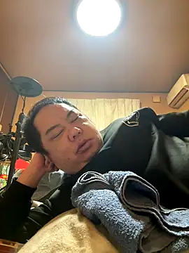 Snapshot of punk0805 chatting on January 13, 2026, 2:10 pm punk0805 online show from January 13, 2026, 2:10 pm