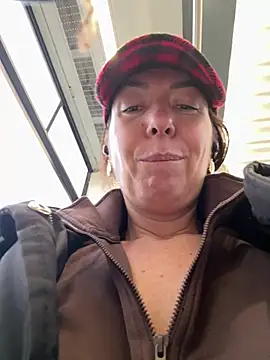 eveangelll online show from February 7, 2026, 6:32 am